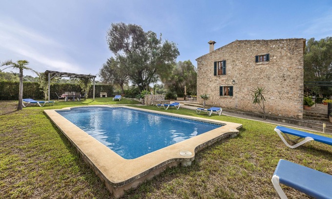 Llubi Villa | Finca with pool and garden views