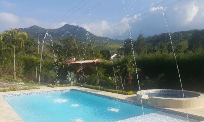 La Cumbre Apartment | Finca with pool, jacuzzi, gardens and 4 spacious rooms