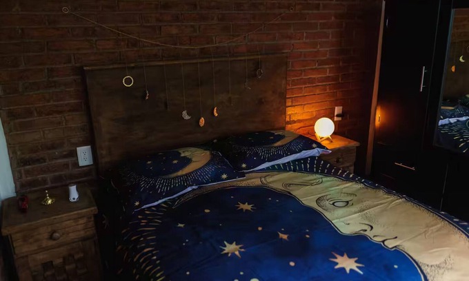 Bouvet Island Cabin | Find Your Perfect Mountain Retreat at House Moon