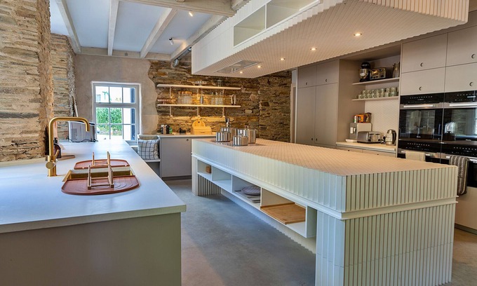 St Issey House | Finest Retreats | The Half-ARC of Padstow