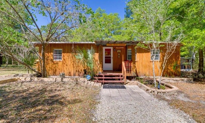 Dunnellon House | Fire Pit and Boat Dock Peaceful Dunnellon Cabin!