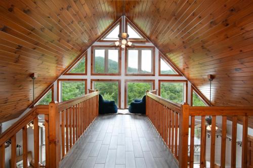 Townsend House | Firefly Ridge MTN View Hot Tub Theater GAMES