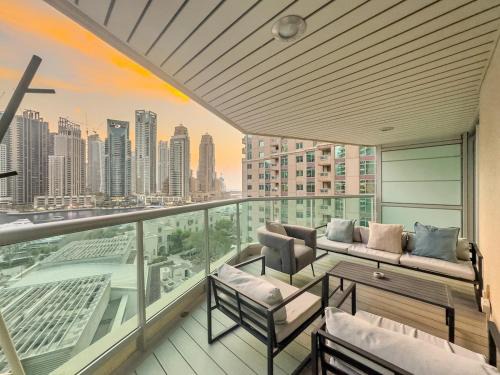 Al Nahda 2 Apartment | FIRST CLASS 2BR Marina Luxe Views