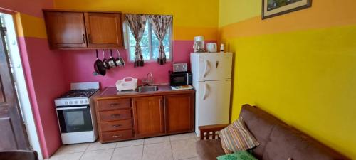 Buccoo House | Fish Tobago Guesthouse or Joy and Brandon Guesthouse