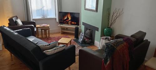 Poole House | Fisherman's Terrace (Tardis) On Quay/Free Parking