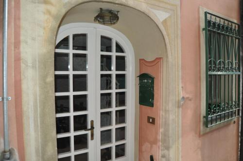 Levanto House | Five Lands Pink Cottage