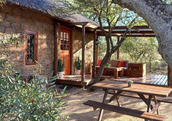 Tshwane Ski Chalet | Five Pebbles on Piece of Africa