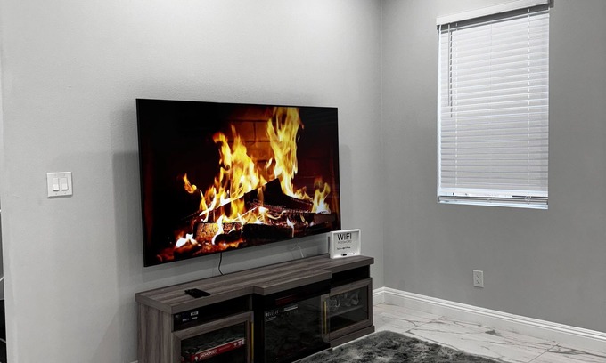 Rialto Condo | Five-Star: Your Home Away From Home