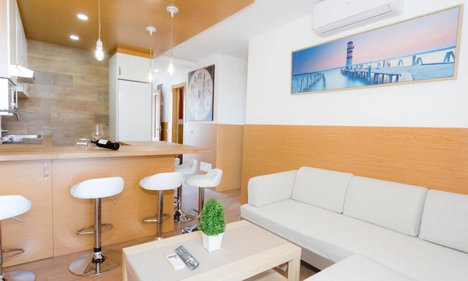 Playa del Ingles Apartment | Flamingo Friendly Holiday Home