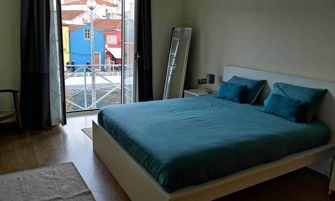 Aveiro Apartment | Flamingo's House Beautiful view over the canal