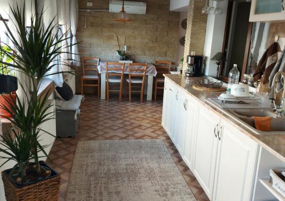 Mangalia Apartment | FloMar by the Sea