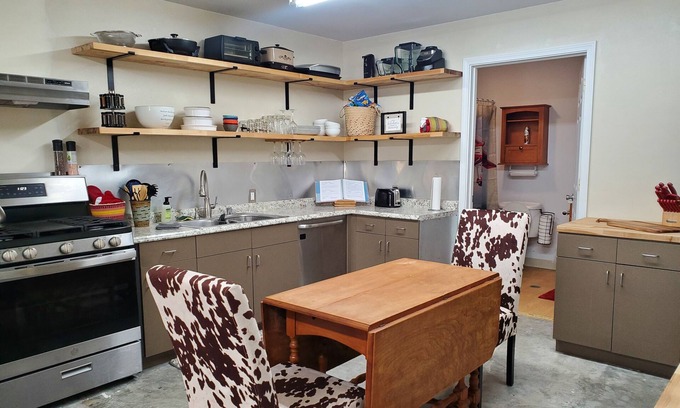 Columbus Apartment | Fly-In Apartment with plenty of Mountains and outdoor activities to enjoy!