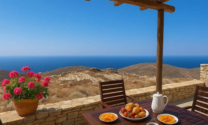 Ano Meria House | Folegandros Moniasma Serenity - Livadaki Sunny Gem