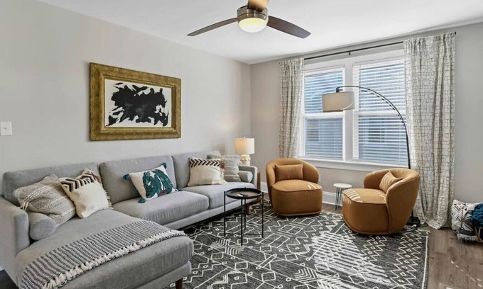 Forest Acres House | Forest Acres Boho Home | 2BR 1BA