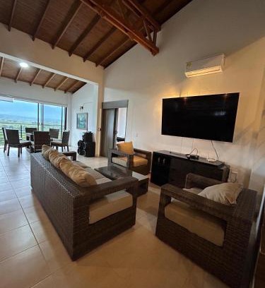 Pueblo Tapao House | Forest House Pueblo Tapao