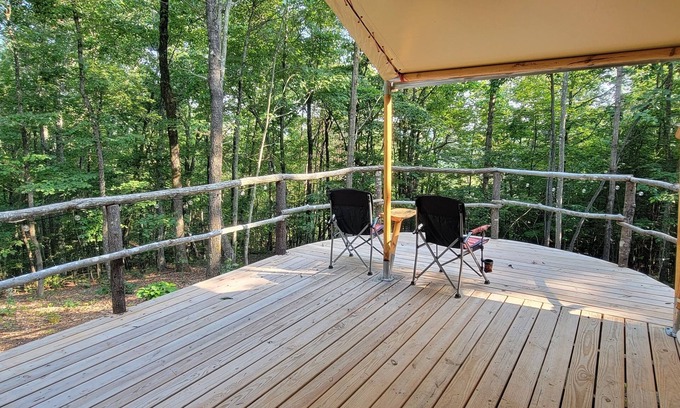 Lenoir RV Rental | Forest is for rest, Quiet and private location in the mountains Forrest Cump.
