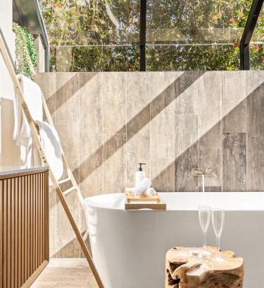 Yelverton House | Forest Rise Chalets and Lodge