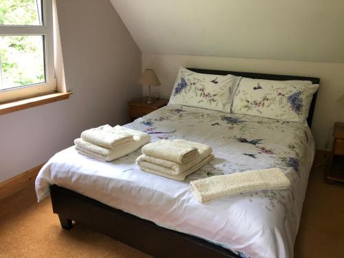 Inverfarigaig Bed & Breakfast | Foresters Lodge bed and breakfast, near loch ness
