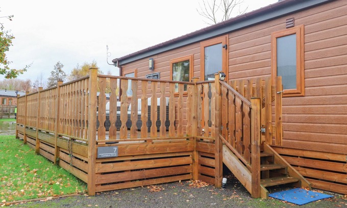 Yealand Conyers Cottage | FOUNTAIN VIEW, with a garden in Carnforth