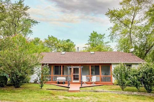 Lakeside House | Four Bedrooms & a Beach