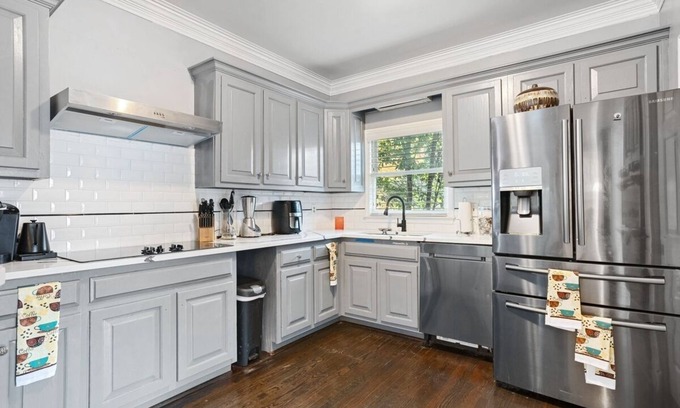 Northlake House | Four Levels of Entertainment