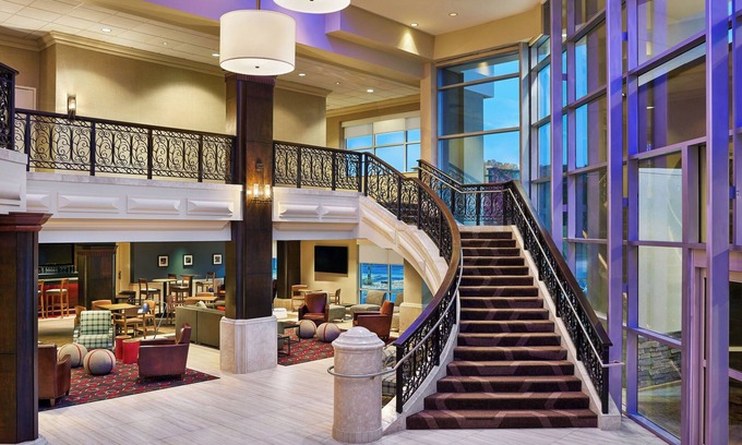 Little Rock Medical District Hotel | Four Points by Sheraton Little Rock Midtown