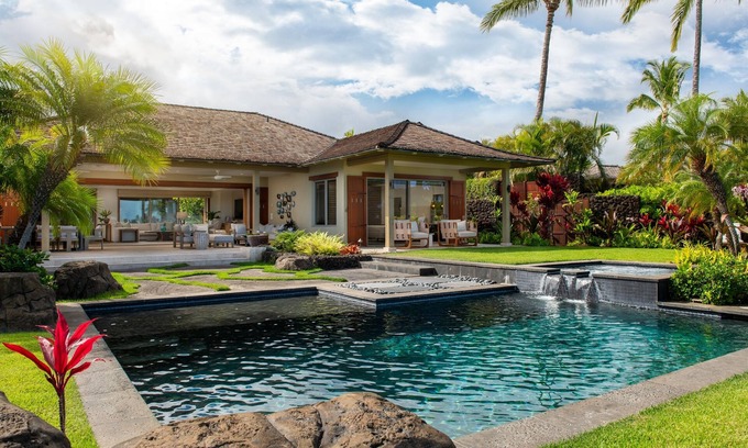 Kaupulehu House | Four Seasons Hualalai private 4 bedroom home with 2 golf carts & Ocean View