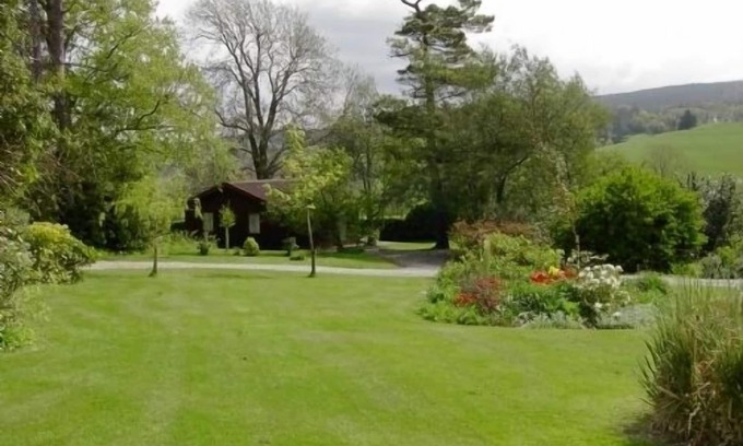 Minehead Cabin | Four star Lodge with two bedrooms, fabulous views yet close to pubs and beach