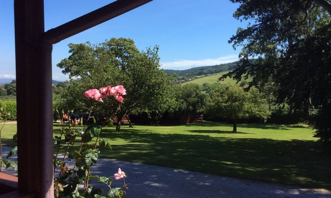 Minehead Cabin | Four star Lodge with two bedrooms and bathrooms, fabulous views yet close to pubs and beach