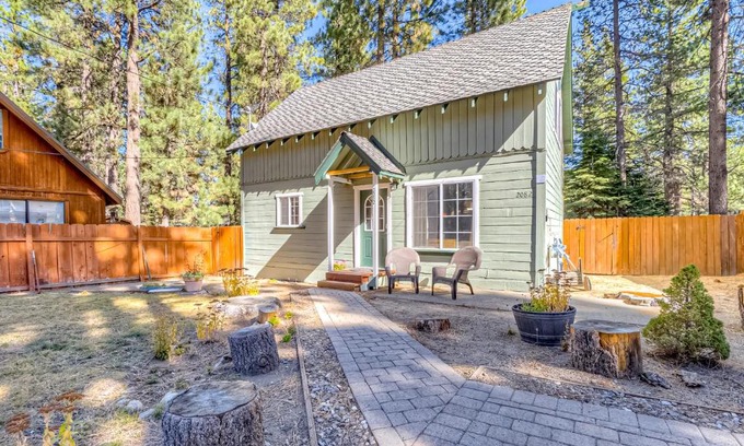 Tahoe Island House | Foxglove Terrace