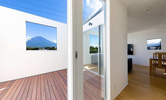 Fujikawaguchiko House | Frame View MtFuji Villawest Newly built Villa/Minamitsuru-gun Yamanashi