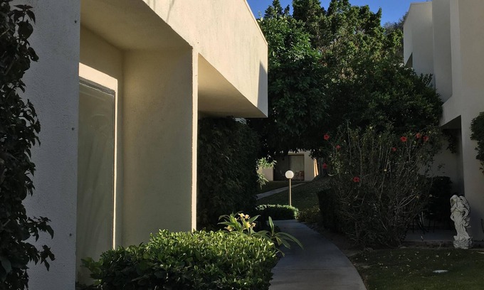 Palm Desert Condo | Fresh Modern Poolside&Tennis~South Palm Desert~Everything Close~Cheap Off Season