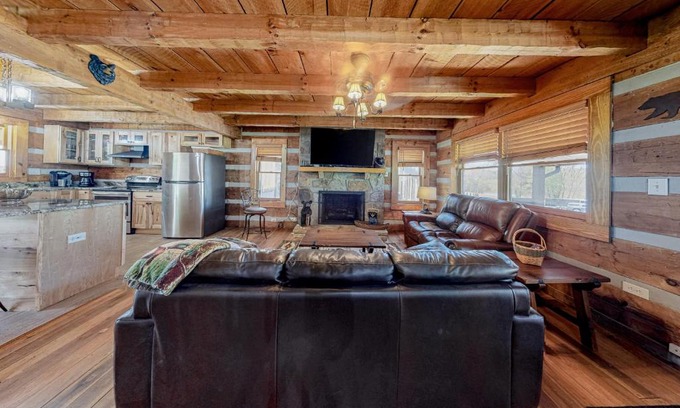 Sevierville House | Friendly Bear Two