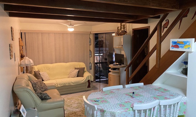 Centro Apartment | Front-facing apartment with balcony on Garopaba's main street