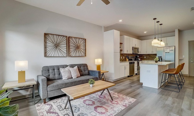 Forest Park Apartment | Frontdesk | 1 BR Apt near Birmingham Zoo