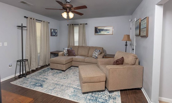 Waynesville House | Ft LW Vacay Station 7-night discounts available