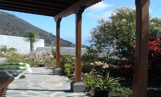 Los Quemados House | Fuencaliente De La Palma: House/Villa - Fuencaliente de la palma