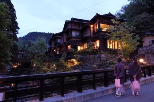 Kurokawa Onsen Hotel | Fujiya