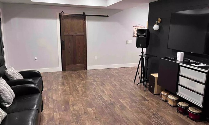 Dacula House | Full basement independent access