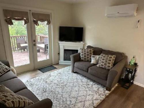 Bisbee House | Full House or Studio Suite with Breath Taking Views in Old Bisbee