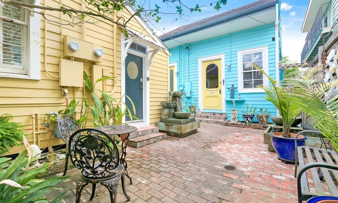Faubourg Marigny Hotel | Full Property Buyout - sleeps 15