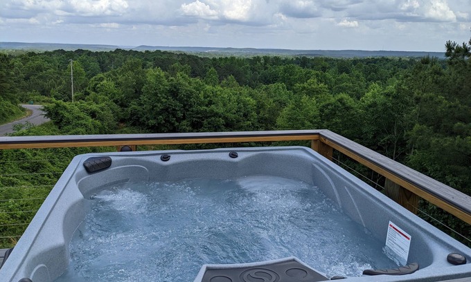 Cullman Cabin | Fuller View Cabin - A Mountain Cabin overlooking Sweet Home Alabama!