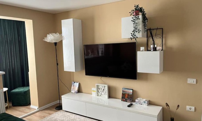 Constanta Apartment | Fully equipped, Moments away from the City Centre