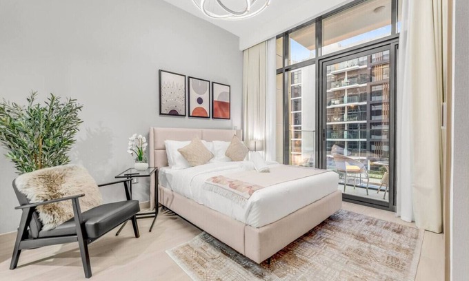 Nad Al Sheba Apartment | Fully Equipped Studio with Views