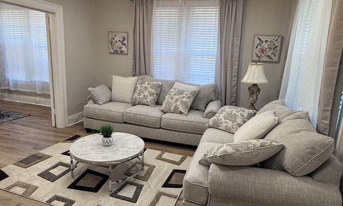 Montgomery House | Fully renovated Charming 2-bedroom with full kitchenin amazing at1423 Madison av