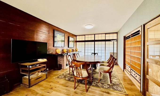 Shirahama House | Fumiko-no-tei Residence with a view of the sea Max. 17 - 34 people OK. garden BBQ