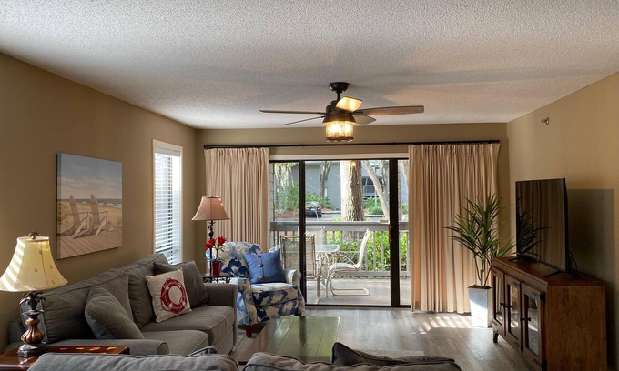 Palmetto Dunes Condo | Fun in the Sun at Centre Court Villa in Palmetto Dunes