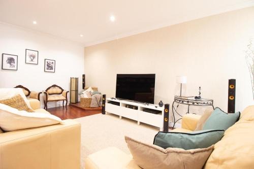 Santo Antonio Apartment | Funchal Terrace House