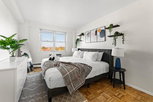 North Brookline Apartment | Furnished Apartment
