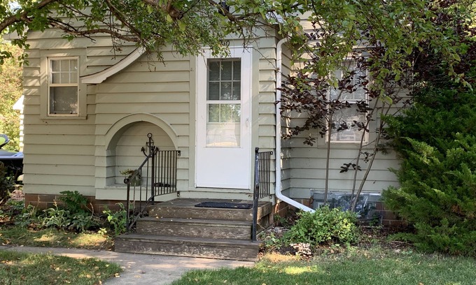 Clear Lake Cottage | Furnished Lakeside Cottage Clear Lake